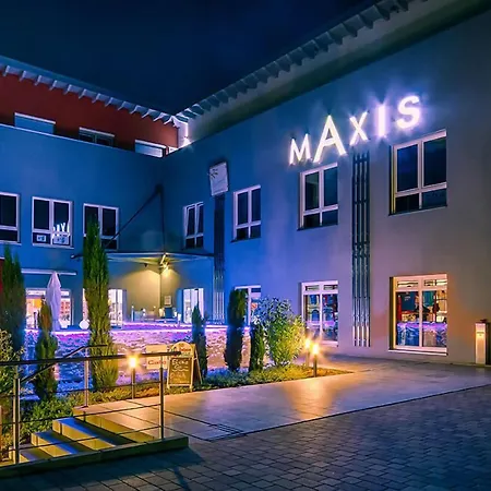 Maxis - Digitaler Self-check-in - 3*