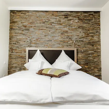 Maxis - Digitaler Self-check-in - Hotell Karlsbad