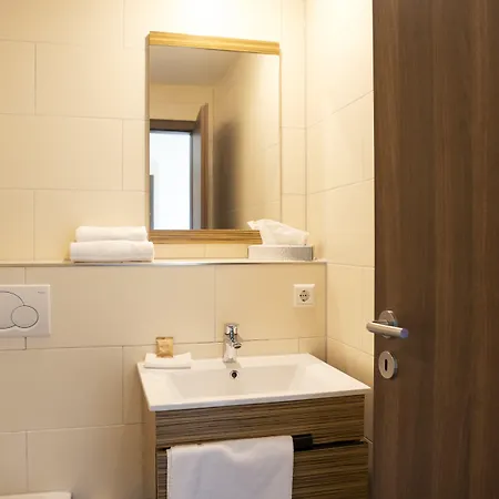 Maxis - Digitaler Self-check-in - Hotell